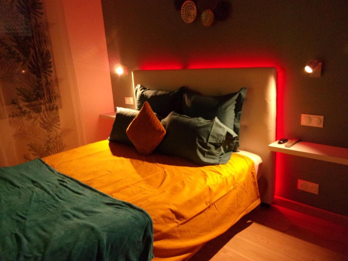 Le Bourget - Suite Romantique Narbona Exterior foto
