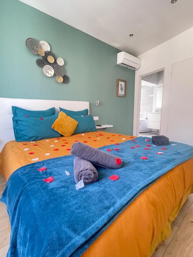 Le Bourget - Suite Romantique Narbona Exterior foto