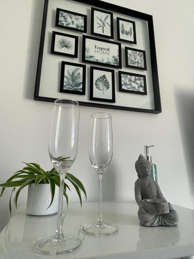 Le Bourget - Suite Romantique Narbona Exterior foto